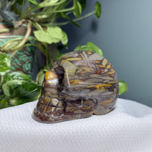 Load image into Gallery viewer, Brecciated Mookaite Jasper Skull
