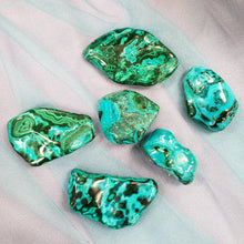 Load image into Gallery viewer, Chrysocolla Freeform