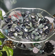 Load image into Gallery viewer, Kabamba Jasper Tumbled