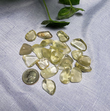 Load image into Gallery viewer, Lemon Quartz Tumbled