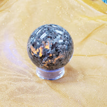 Load image into Gallery viewer, Yooperlite Sphere