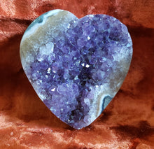 Load image into Gallery viewer, Using Crystals as Energy Medicine
