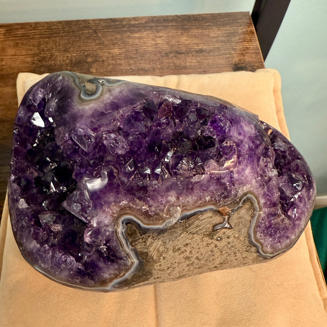 Amethyst Druzy Geode w Polished Edge
