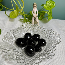 Load image into Gallery viewer, Black Obsidian Pebble
