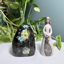 Load image into Gallery viewer, Labradorite Free Form
