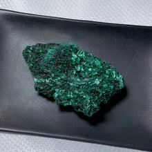 Load image into Gallery viewer, Velvet Malachite Raw (Natural)
