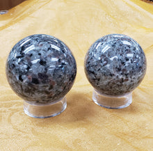 Load image into Gallery viewer, Yooperlite Sphere
